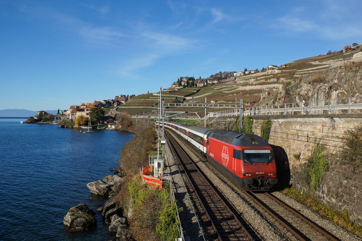 St-Saphorin, 21.12.2014, 10:55 SBB Re 460 106-8 Munot 10.jpg