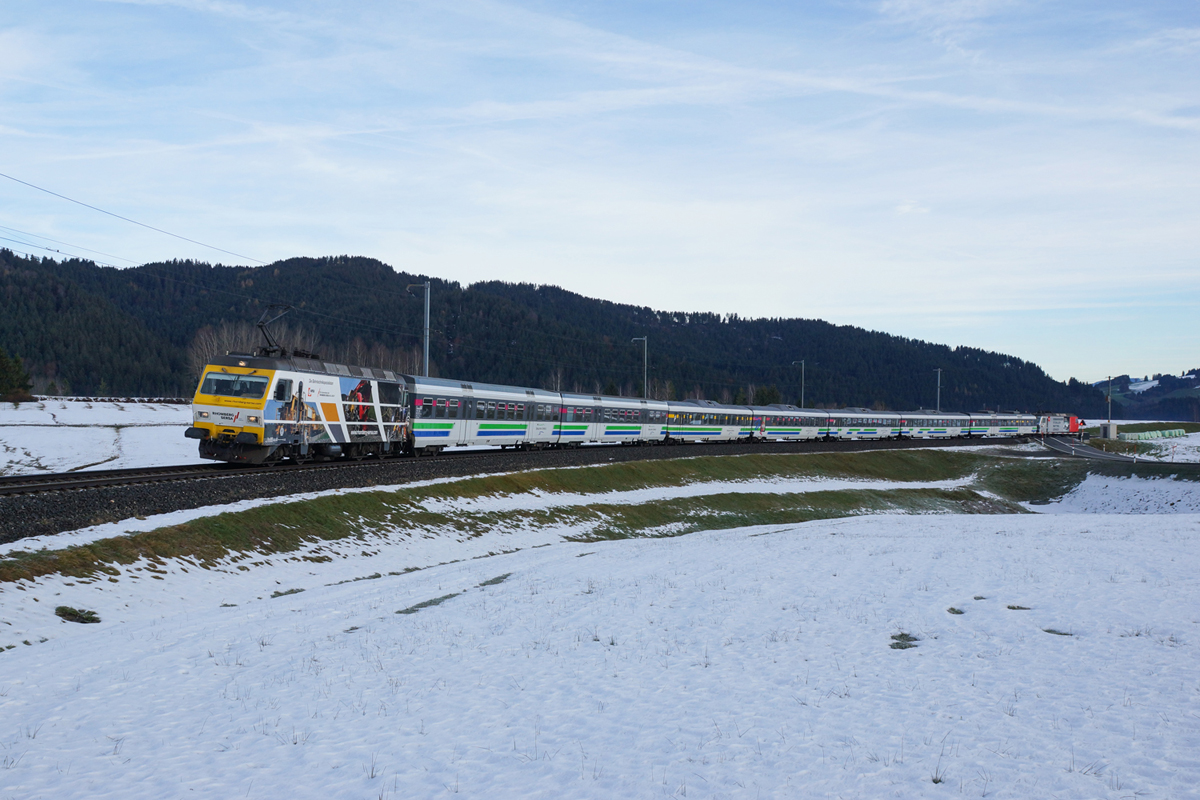Altmatt, 09.11.2014, 09:27 SOB Re 456 093-4 Rhomberg-Sersa 02.jpg