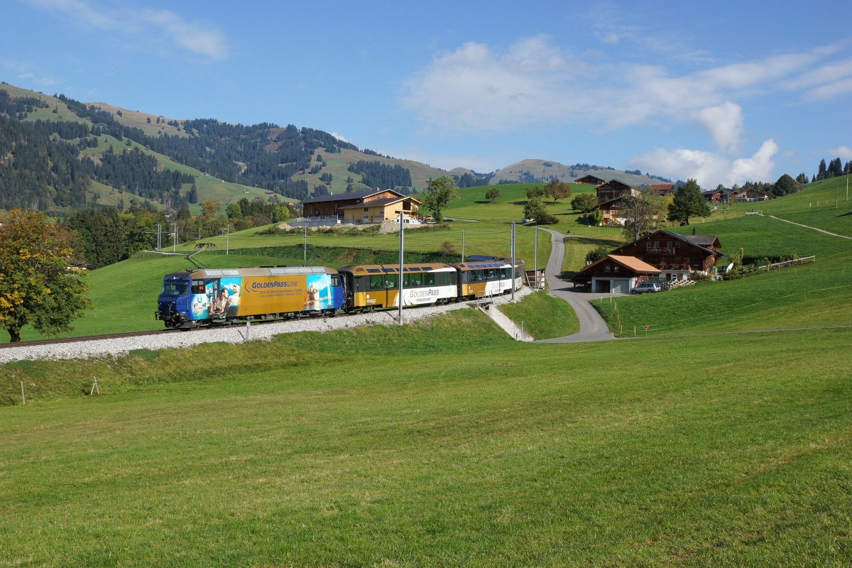 Gruben, 04.10.2014, 10:47 MOB Ge 44 8002 Golden Pass Line 06.jpg