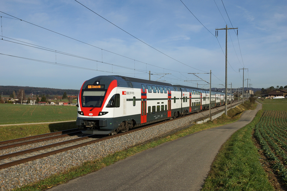 Niederglatt, 31.12.2012, 11:01 SBB RABe 511 016-8 2.jpg