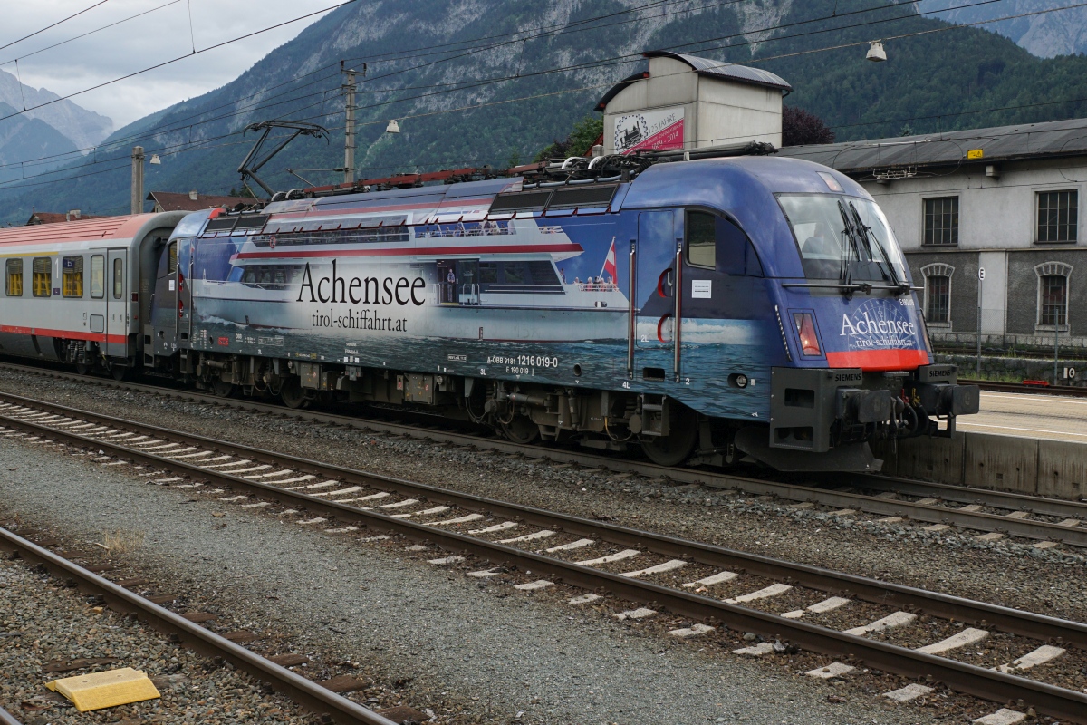 Jenbach, 23.07.2016, 19:23 ÖBB 1216 019-0 Achensee-Schiffahrt 04.jpg