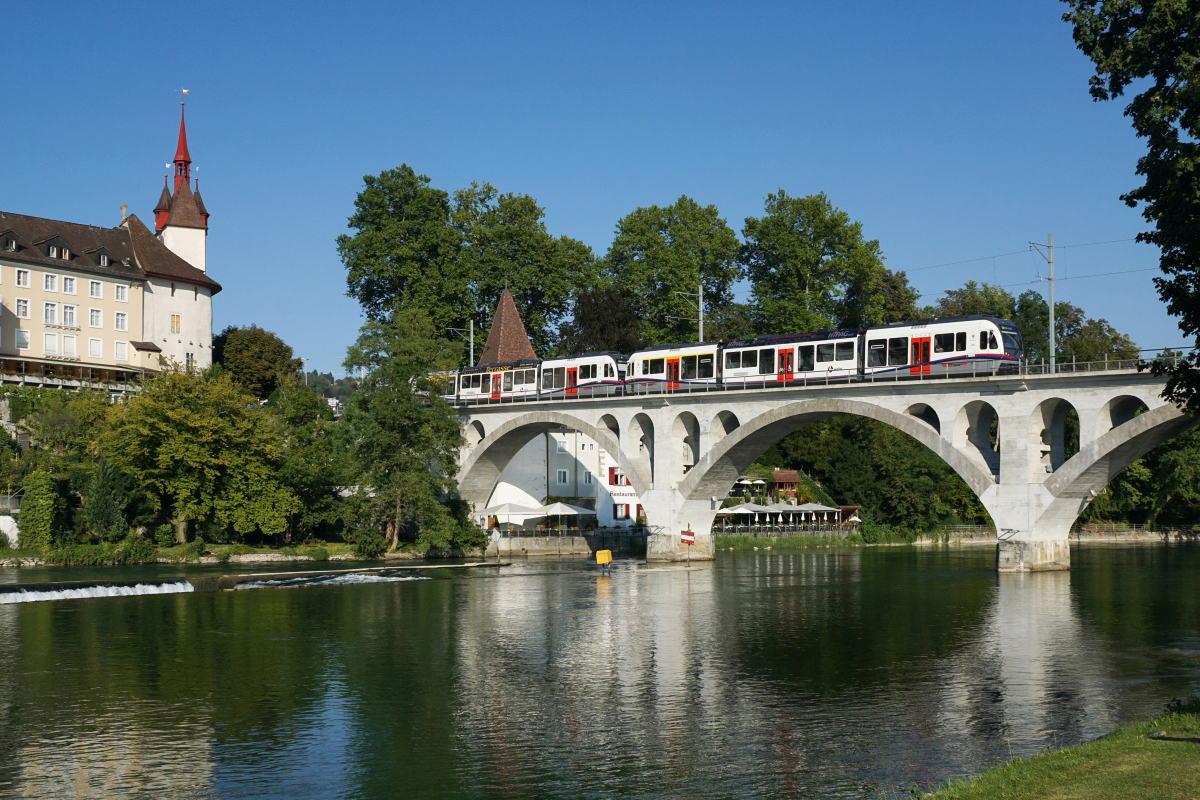 Bremgarten, 12.09.2016, 17:10 BDWM ABe 48 5003 Bremgarten 5007 Widen 02.jpg