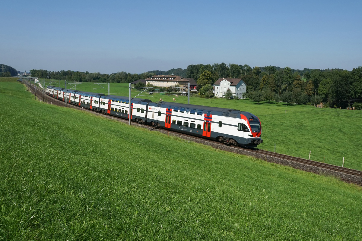 Gossau, 13.09.2016, 12:16 SBB RABe 511 036 06.jpg