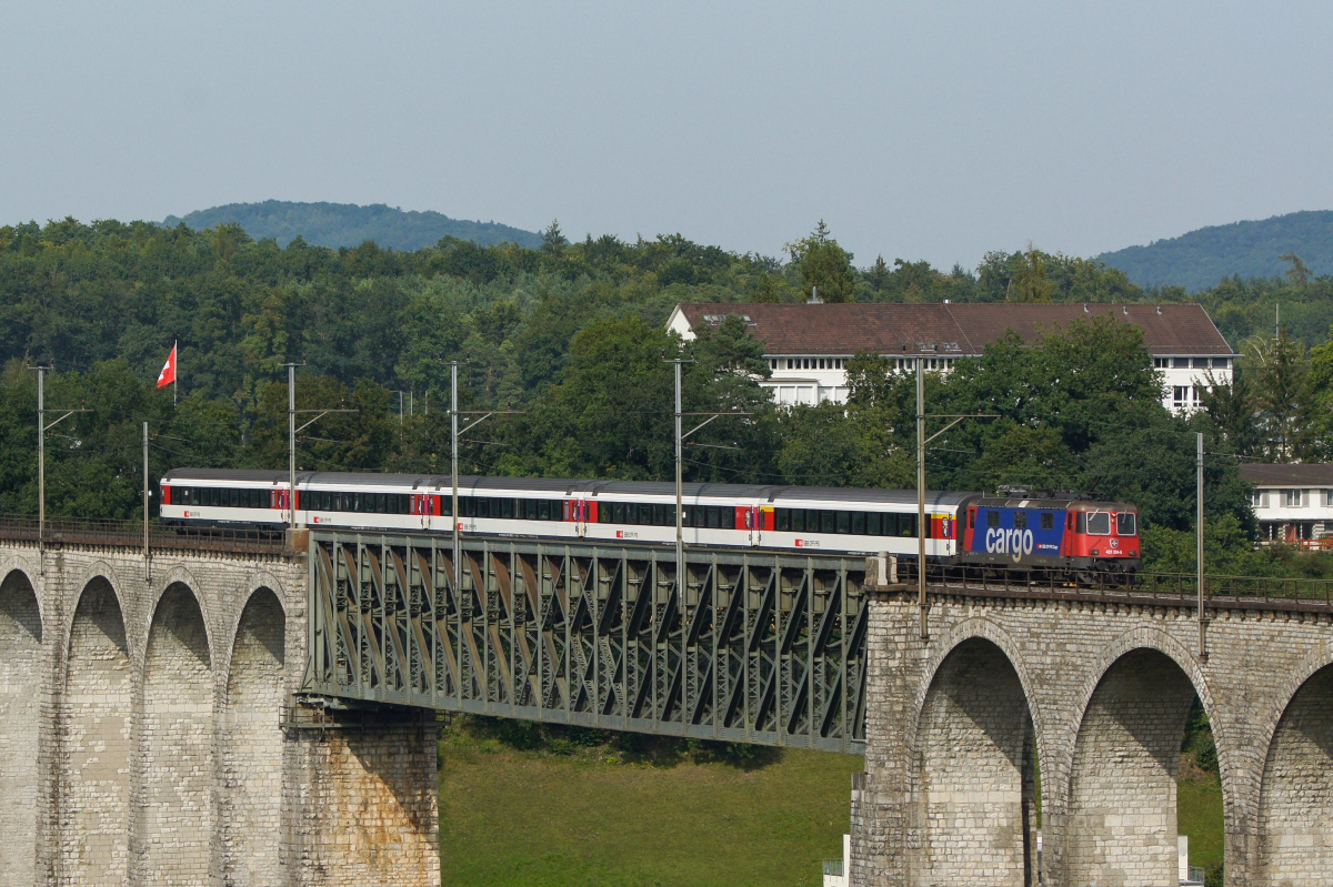 Eglisau, 21.08.2012, 16:31 SBB Re 421 394-8 06.jpg