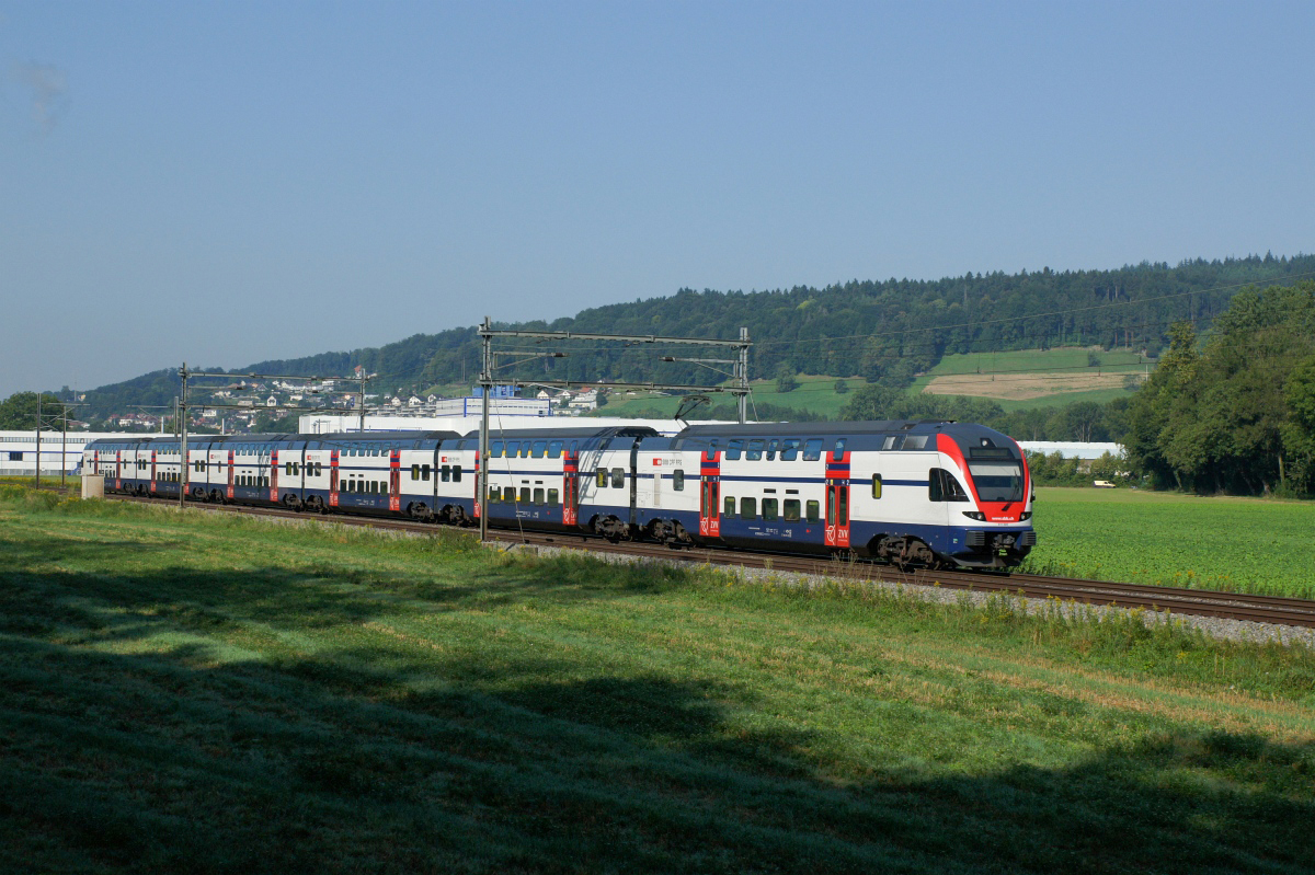 Schönenwerd, 19.08.2012, 09:42 SBB RABe 511 005 2.JPG