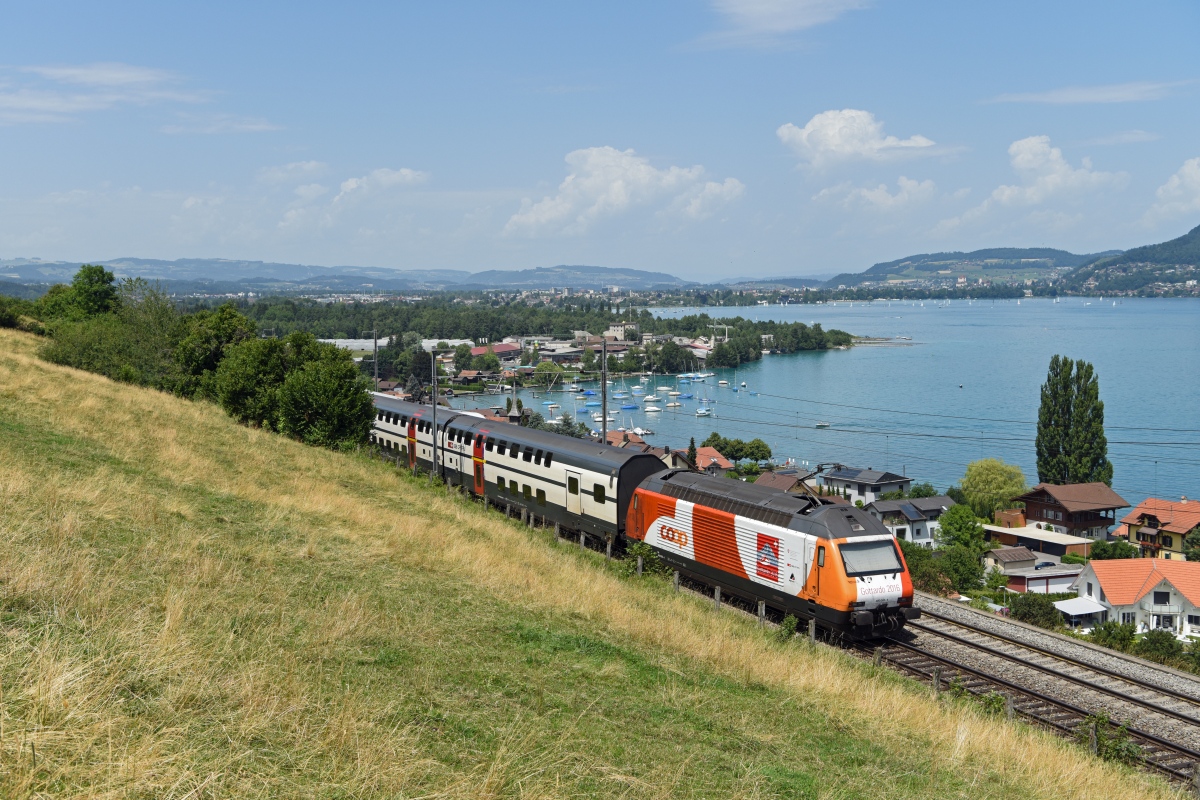 Einigen, 08.07.2017, 13:28 SBB Re 460 085-4 Gottardo 2016 Coop 02.jpg