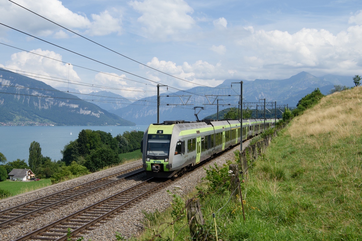 Einigen, 17.07.2017, 15:54 BLS RABe 535 112-7 122-6 124-2 Eggerberg 02.jpg