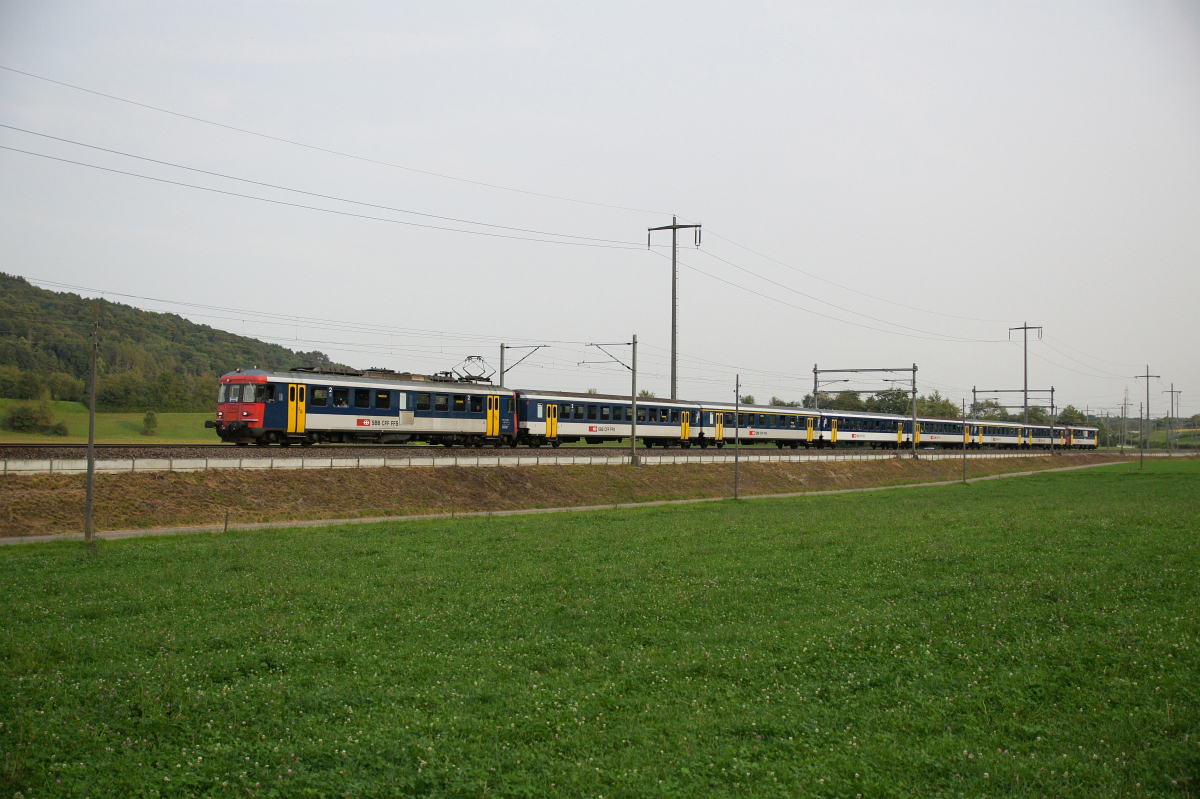Eglisau, 21.08.2012, 19:29 SBB RBe 540 045-2 4.JPG