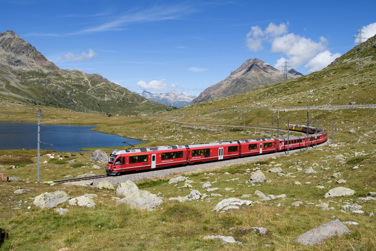 Ospizio Bernina, 13.08.2017, 11:38 RhB ABe 812 3513 Simon Bavier 04.jpg