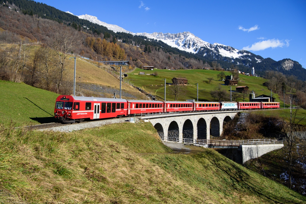 Saas, 18.11.2017, 13:46 RhB BDt 1753 02.jpg