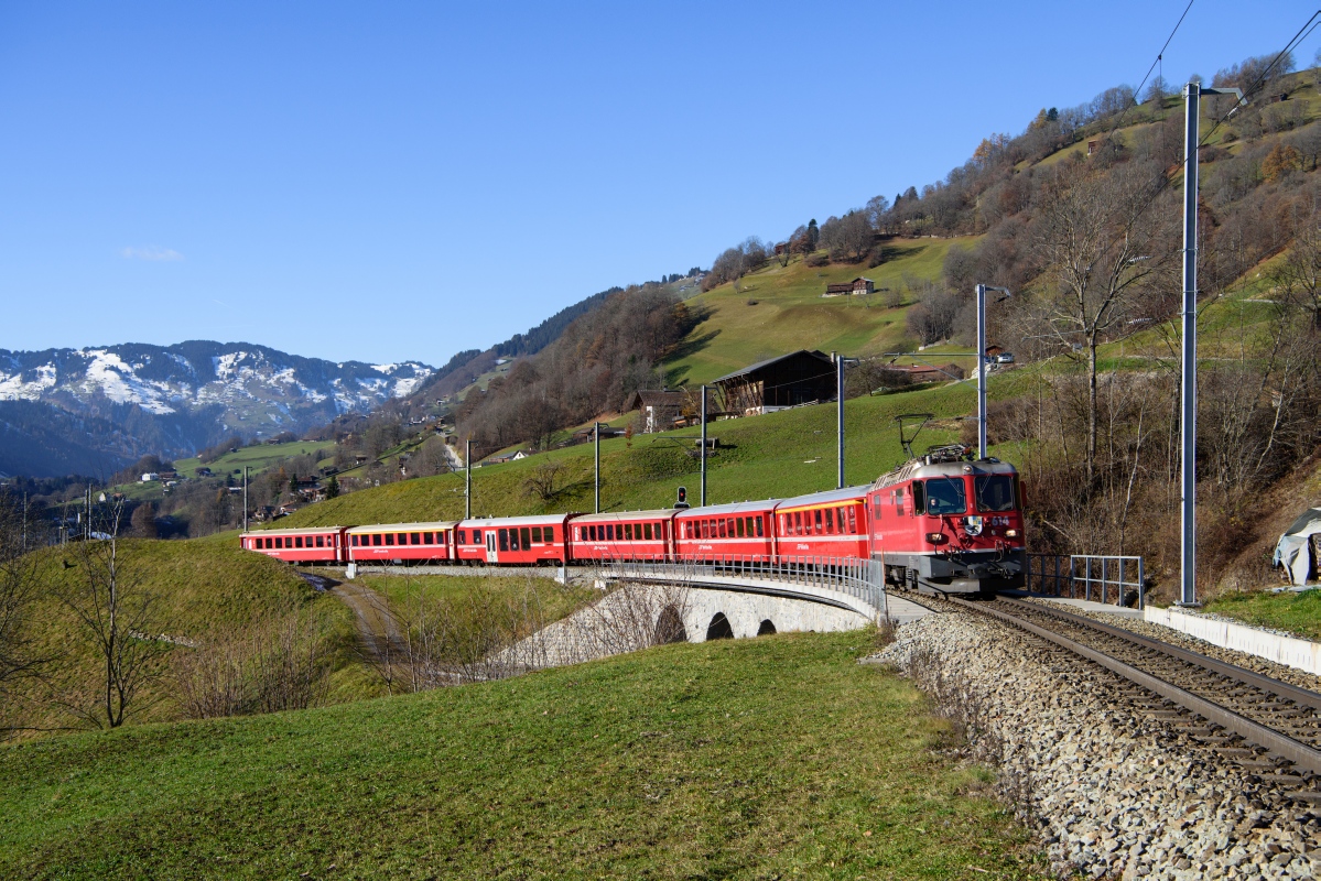 Saas, 18.11.2017, 13:16 RhB Ge 44 2 614 Schiers 9.jpg