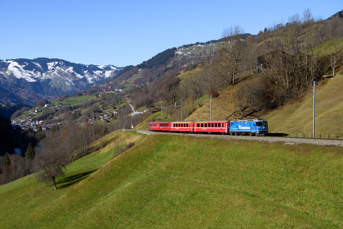 Saas, 18.11.2017, 11:25 RhB Ge 44 2 619 Südostschweiz 06.jpg
