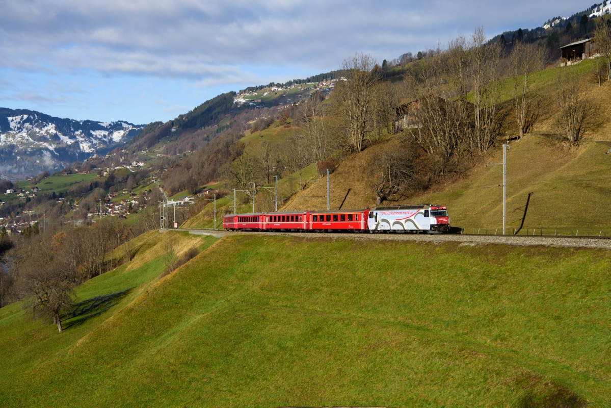 Saas, 18.11.2017, 09:51 RhB Ge 44 3 650 Unesco 22.jpg