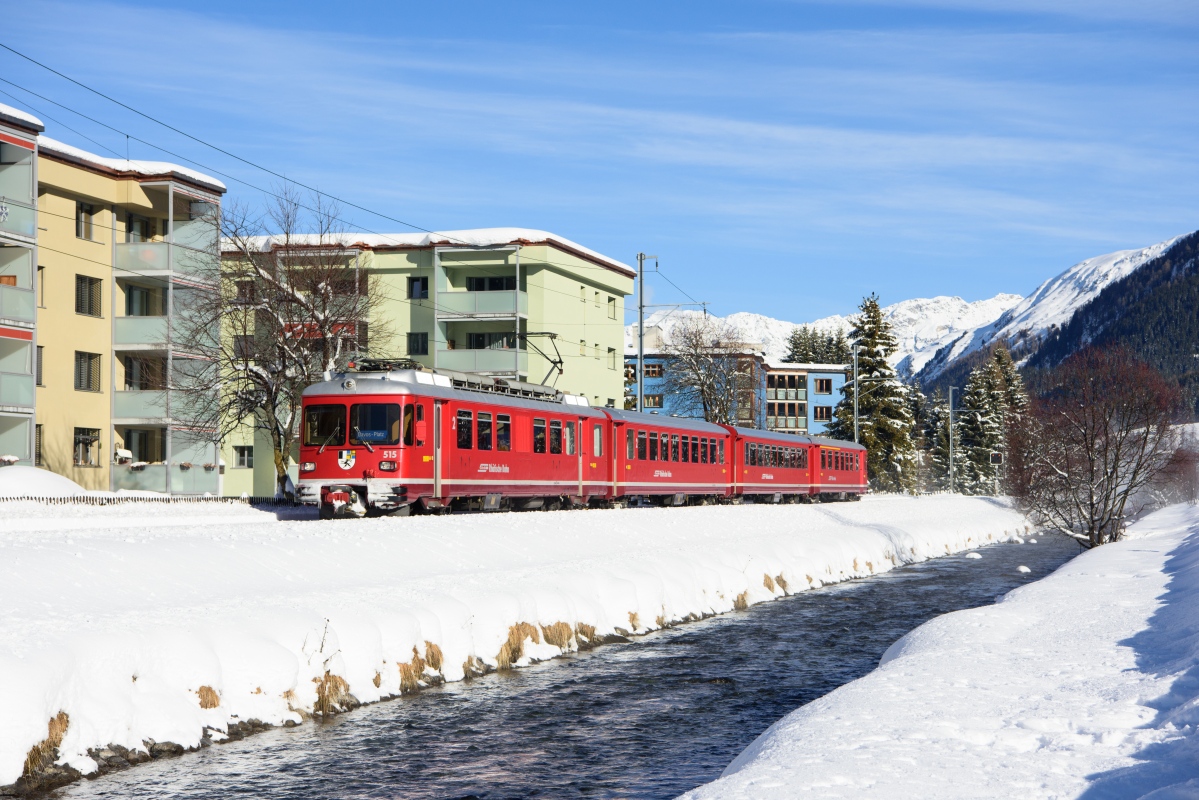 Davos Platz, 31.12.2017, 12:33 RhB Be 44 515 16.jpg