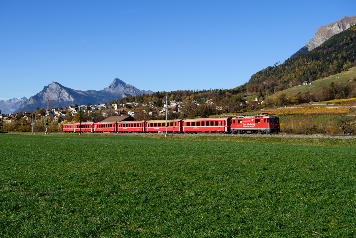 Malans, 11.11.2018, 13:57 RhB Ge 44 2 630 Trun 7.jpg