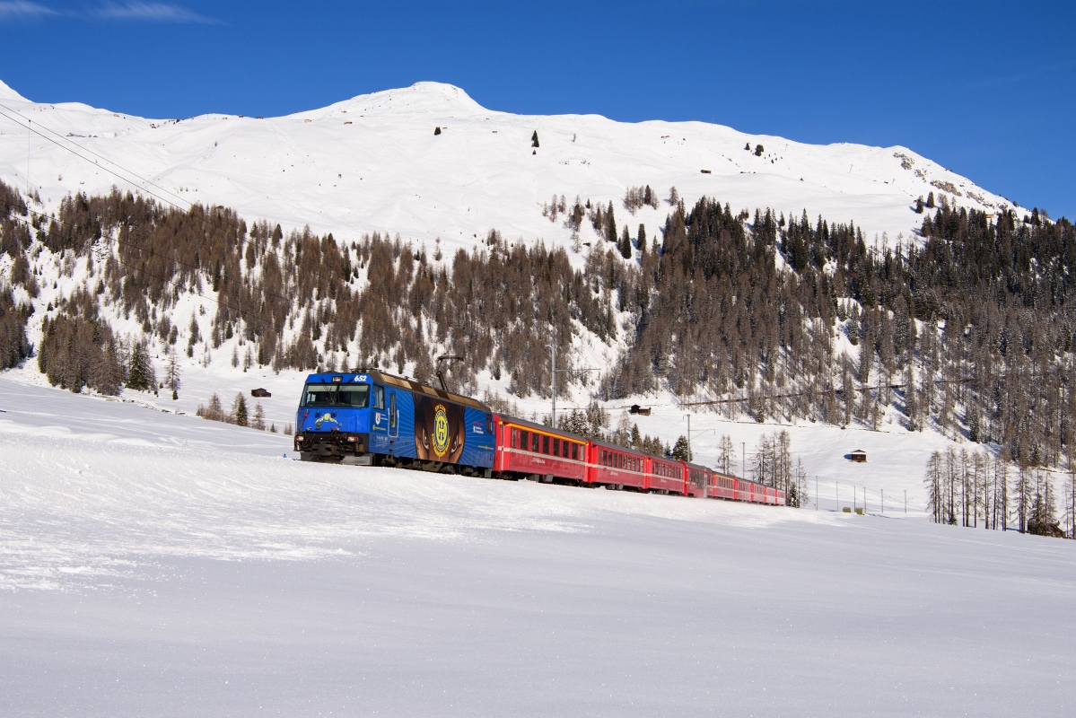 Davos Wolfgang, 01.01.2019, 10:48 RhB Ge 44 3 652 HCD 21.jpg
